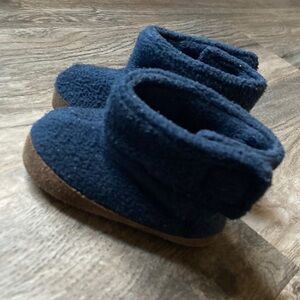 Vintage GAP baby GAP Fleece Booties